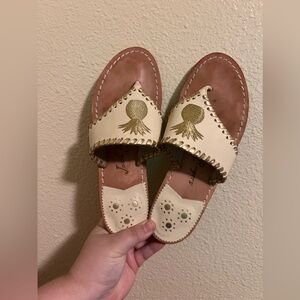 Jack‎ Rogers Embroidered Pineapple Leather Sandals Platinum Metallic Women's 7.5
